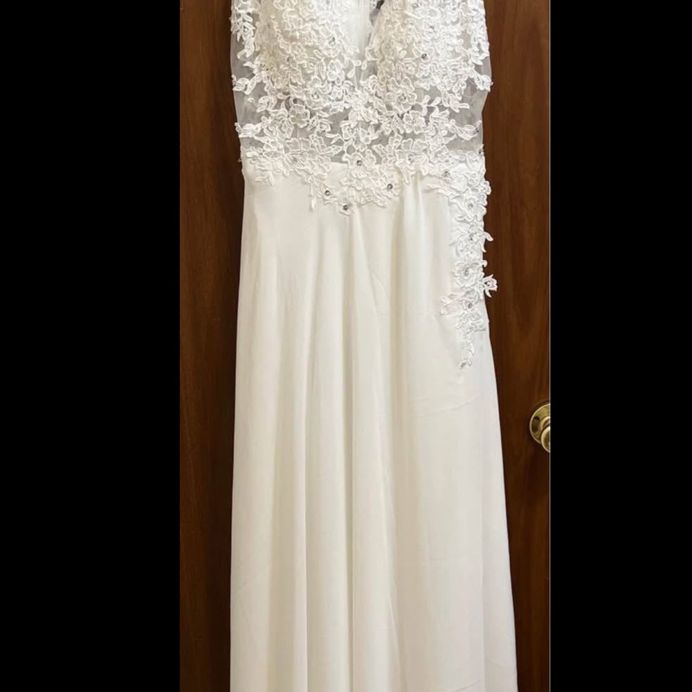 Elegant White Lace Gown